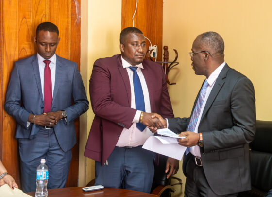 CÉRÉMONIE D’INSTALLATION DE MESSIEURS RENALD PLAISIR ET JEAN HAROLD AUDA RESPECTIVEMENT EN TANT QUE DIRECTEUR ET ASSISTANT-DIRECTEUR DE LA DIRECTION DES MOYENS CONTRIBUABLES (DMC)